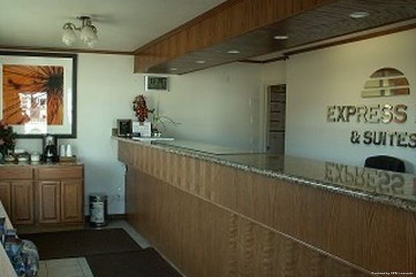 EXPRESS INN AND SUI (Eugene)